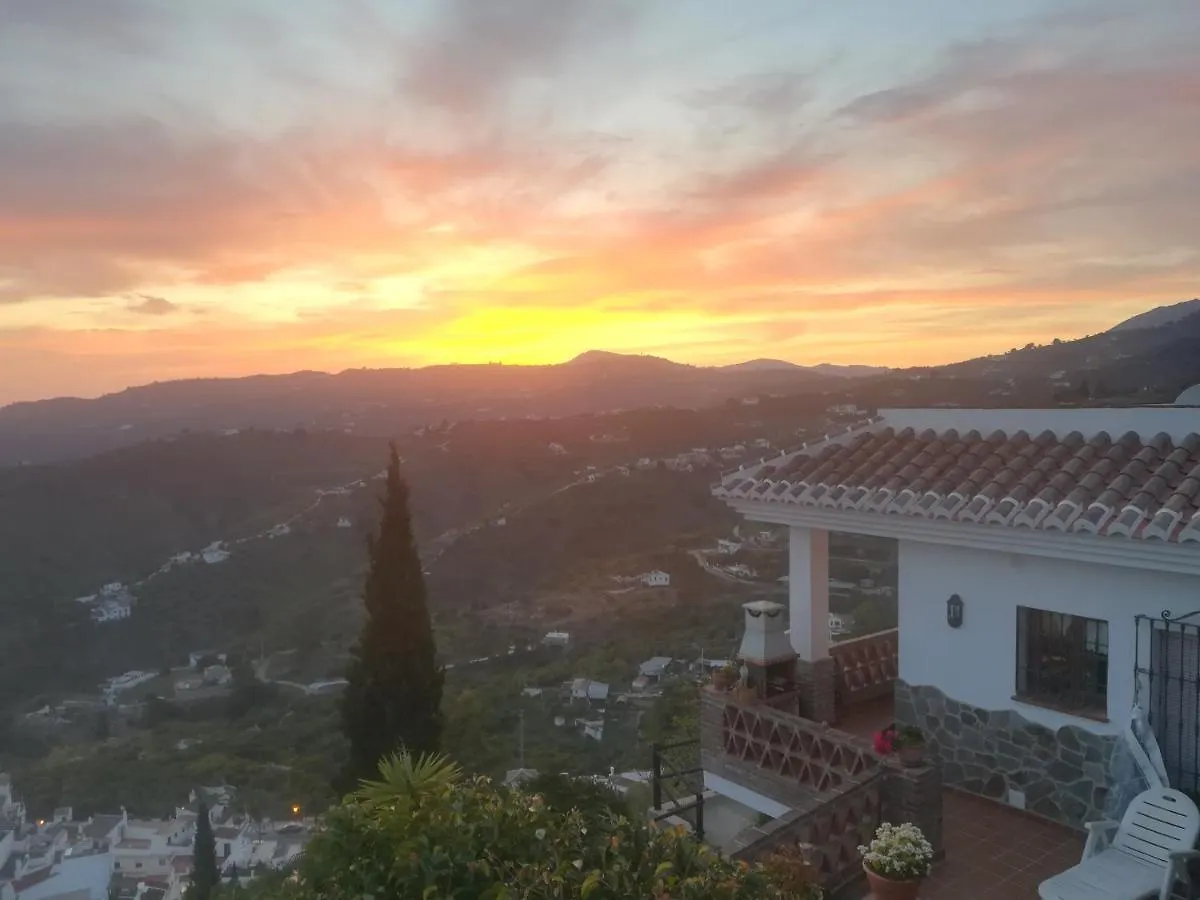 Casa Ana, Fantásticas vistas al pueblo, el mar y la montaña Vila Frigiliana 0*,  Espanha